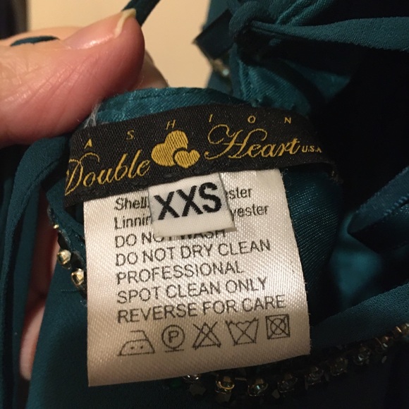 Dress - Picture 3 of 3